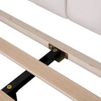 Lit plateforme moderne Queen Size, cadre de lit recouvert de velours avec tête de lit à motif floral et sommier à lattes en bois massif