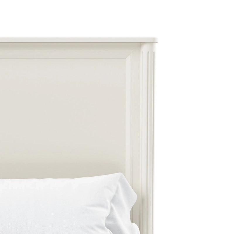 Lit Arlena Classic Modern en bois massif de Furniture of America