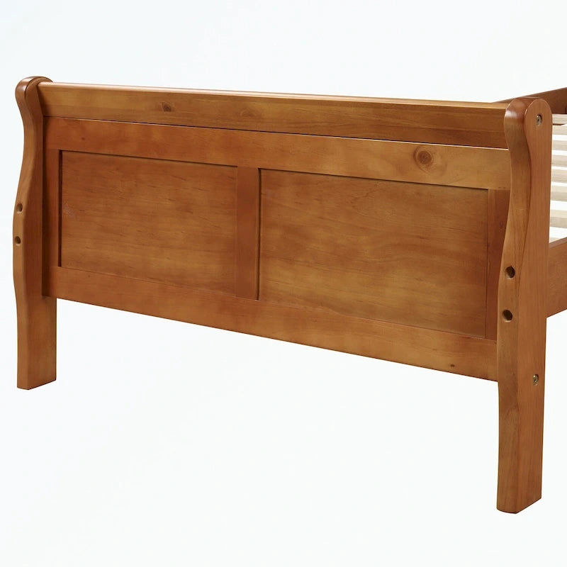 Lit plateforme en bois avec tête de lit, pied de lit et sommier à lattes.