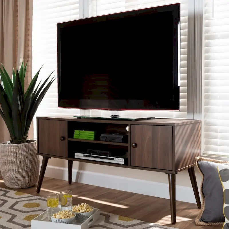 Meuble TV 2 portes Carson Carrington Batnaset style moderne du milieu du siècle