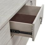 Ensemble de chambre à coucher Roundhill Furniture Mantalia en bois massif, comprenant un lit à panneaux, une commode, un miroir, deux tables de chevet, une commode haute et un banc, couleur champagne.