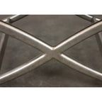 Ensemble de chambre à coucher Roundhill Furniture Mantalia en bois massif, comprenant un lit à panneaux, une commode, un miroir, deux tables de chevet, une commode haute et un banc, couleur champagne.