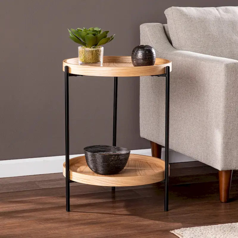 Table d'appoint ronde Vaquero de style moderne avec étagère en bois de SEI Furniture