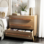 Commode de chambre à coucher SAFAVIEH Audra à 3 tiroirs.