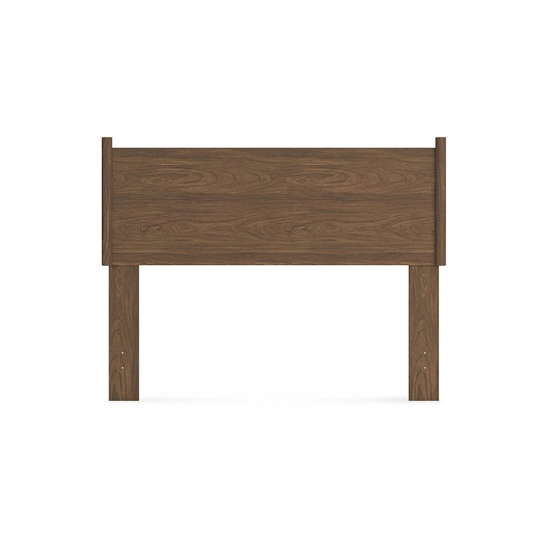 Tête de lit à panneaux bruns Fordmont, signée Signature Design by Ashley, avec commode et table de chevet