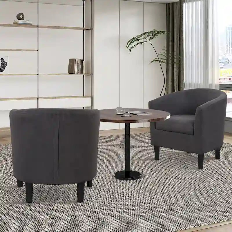 Fauteuil d'appoint classique en forme de tonneau, revêtu d'un tissu polyester doux, avec repose-pieds inclus.