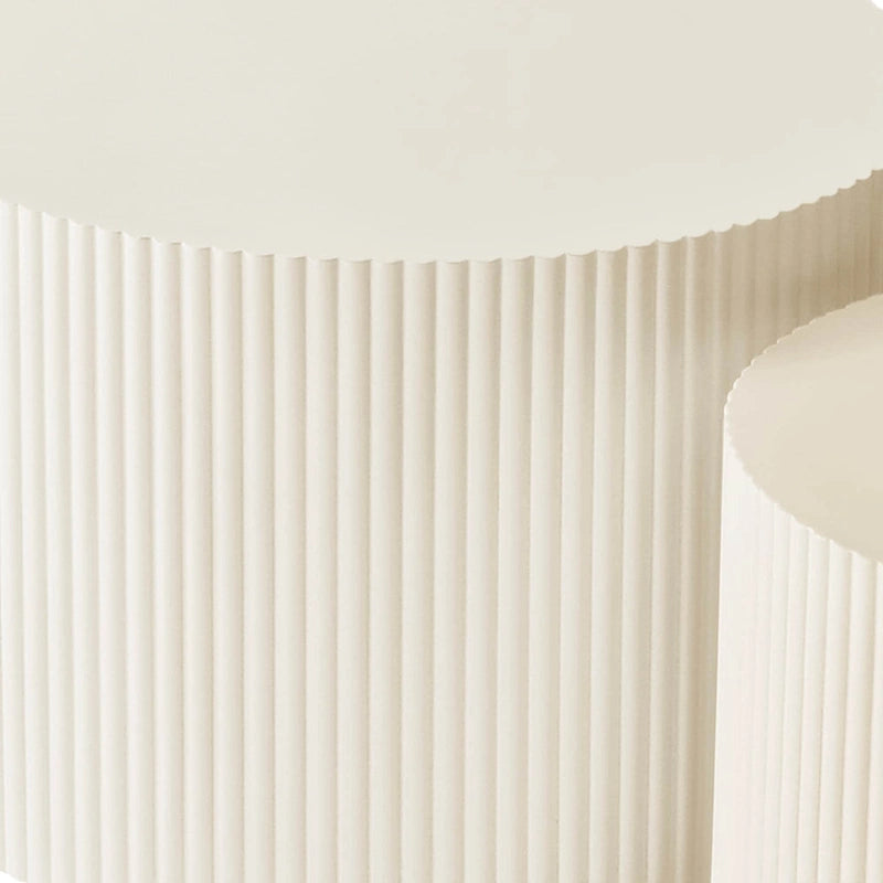 Ensemble de tables basses gigognes à rayures ondulées