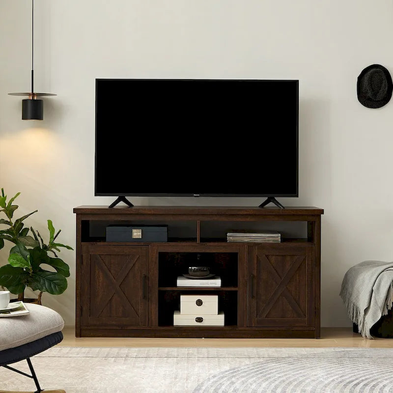 Meuble TV style grange avec portes de grange, console multimédia moderne pour téléviseurs jusqu'à 65 pouces, avec espaces de rangement ouverts et fermés.