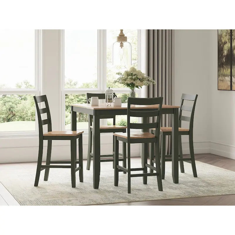 Ensemble de 5 tables de salle à manger hautes et 4 tabourets de bar Signature Design by Ashley Gesthaven