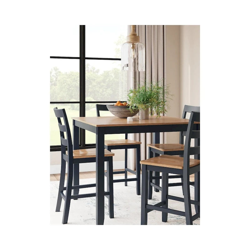 Ensemble de 5 tables de salle à manger hautes et 4 tabourets de bar Signature Design by Ashley Gesthaven