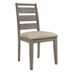 Ensemble de 2 chaises de salle à manger Rie de 63,5 cm (25 pouces), dossier à barreaux gris, assise rembourrée en tissu grège.
