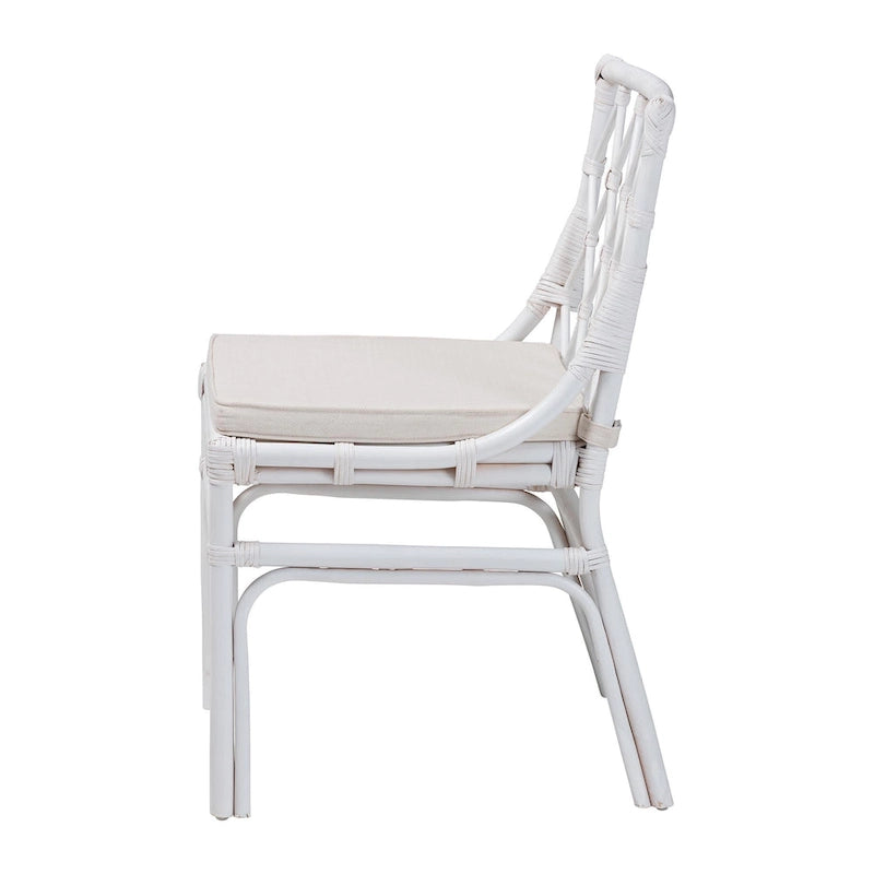 Chaise de salle à manger en rotin blanc bohème Carwyn