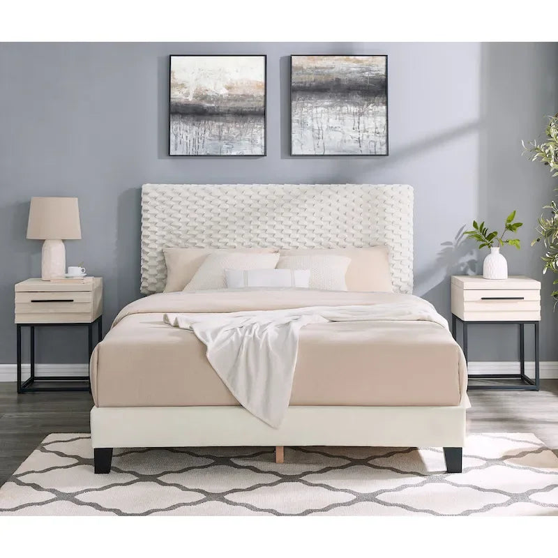 Roundhill Furniture Findlay 3-Piece Bedroom Set in White Dove